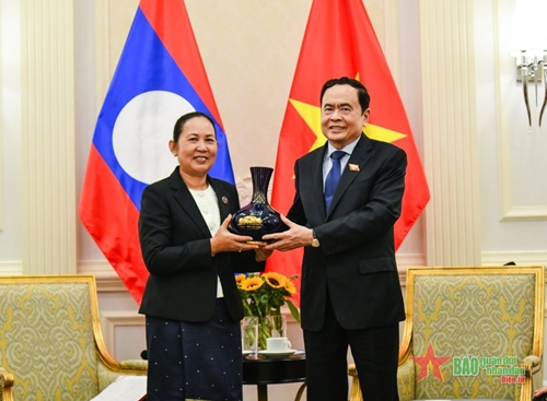 Phó chủ tịch Thường trực Quốc hội Trần Thanh Mẫn tiếp Tổng Thư ký Quốc hội Lào